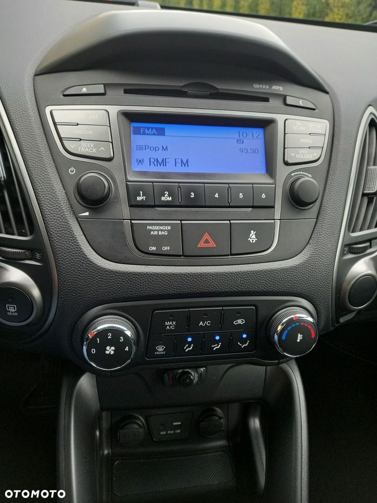 Hyundai ix35 1.6 2WD blue Trend - 32