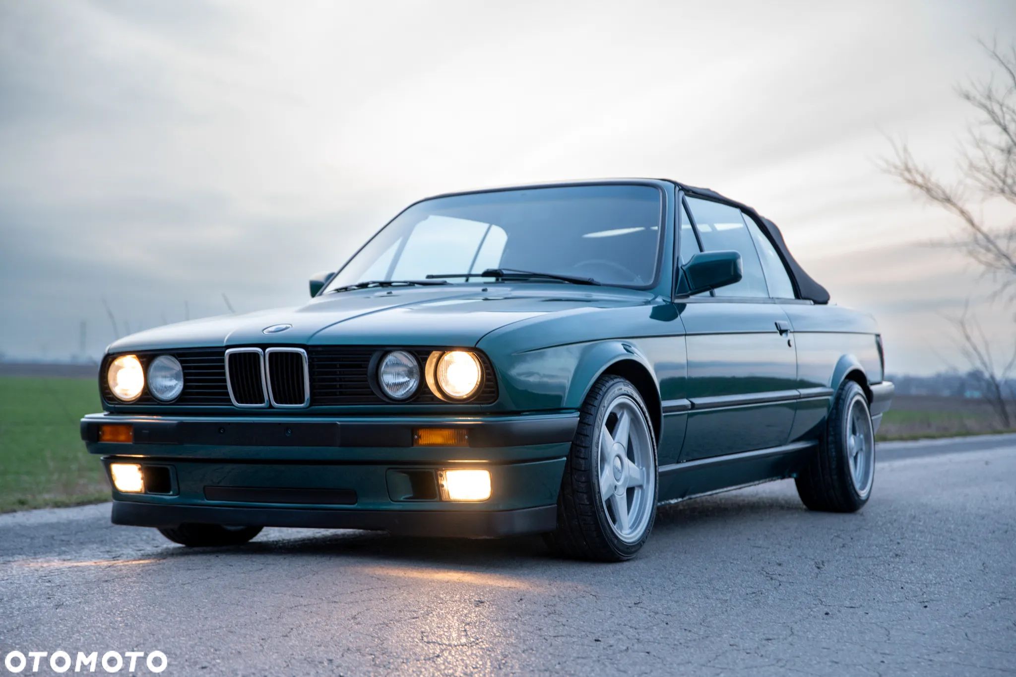 BMW Seria 3 318i - 1