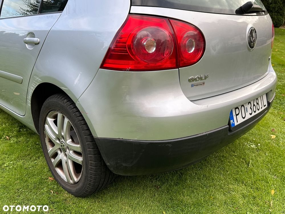 Volkswagen Golf V 1.6 Comfortline - 16