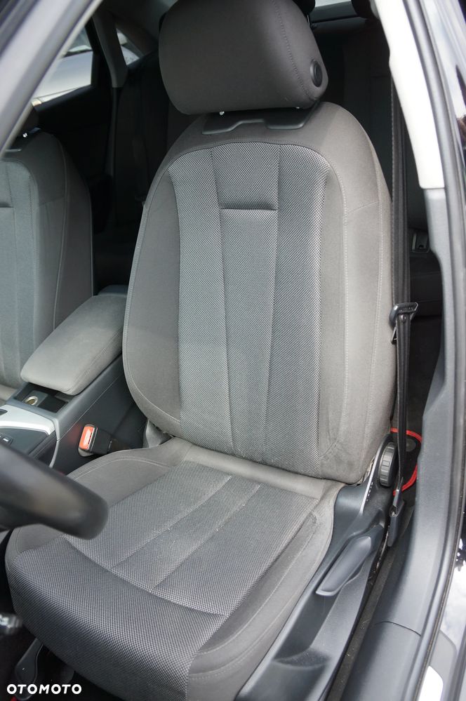 Audi A4 Limousine 2.0 TFSI ultra - 24