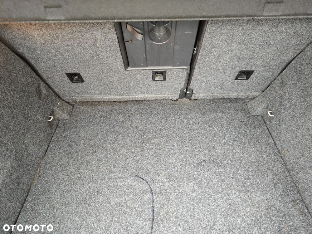 Volkswagen Tiguan - 34