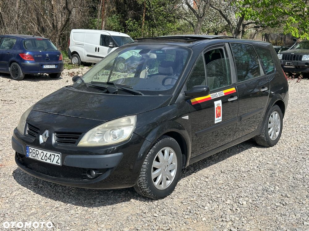Renault Scenic - 1