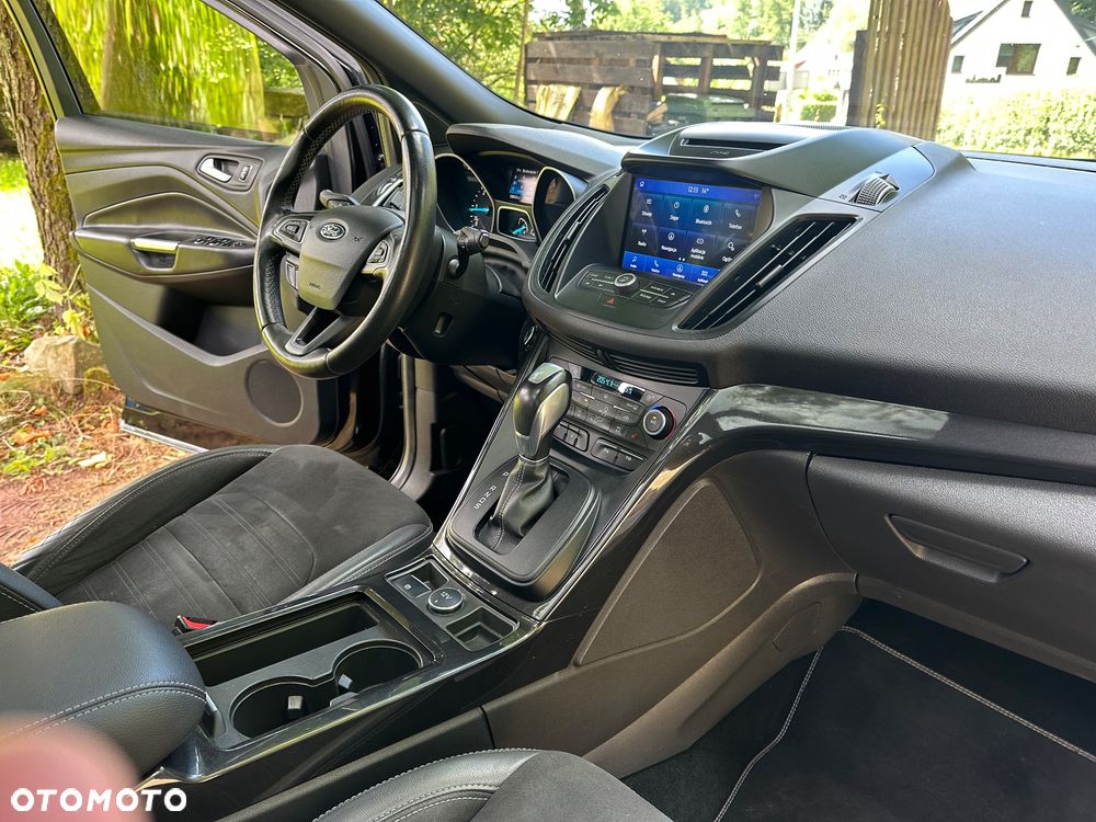 Ford Kuga 2.0 TDCi AWD ST-Line - 11