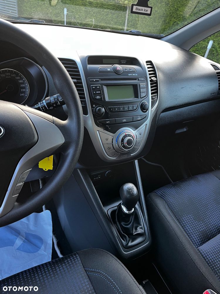 Hyundai ix20 - 12
