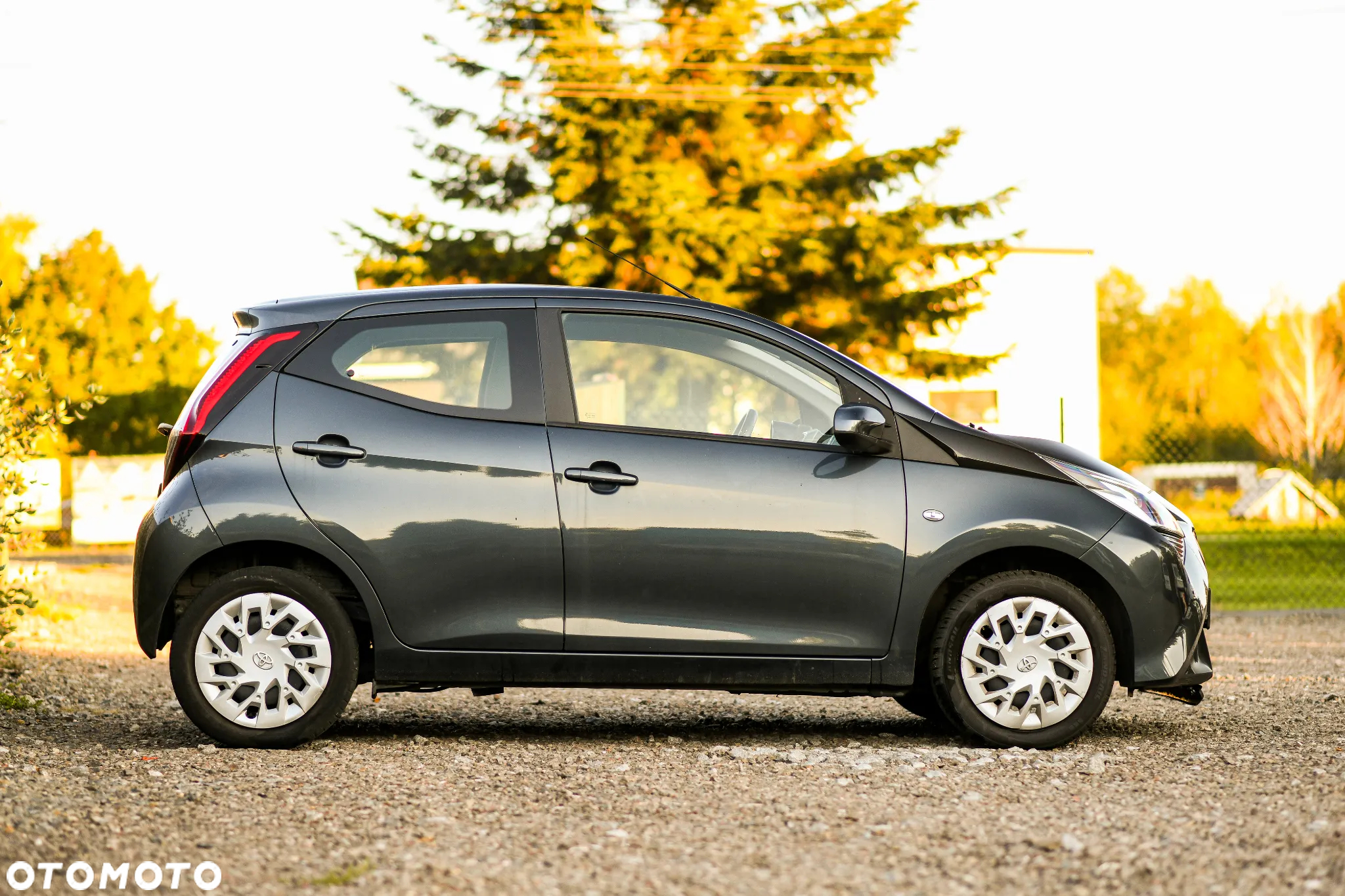 Toyota Aygo x - 3