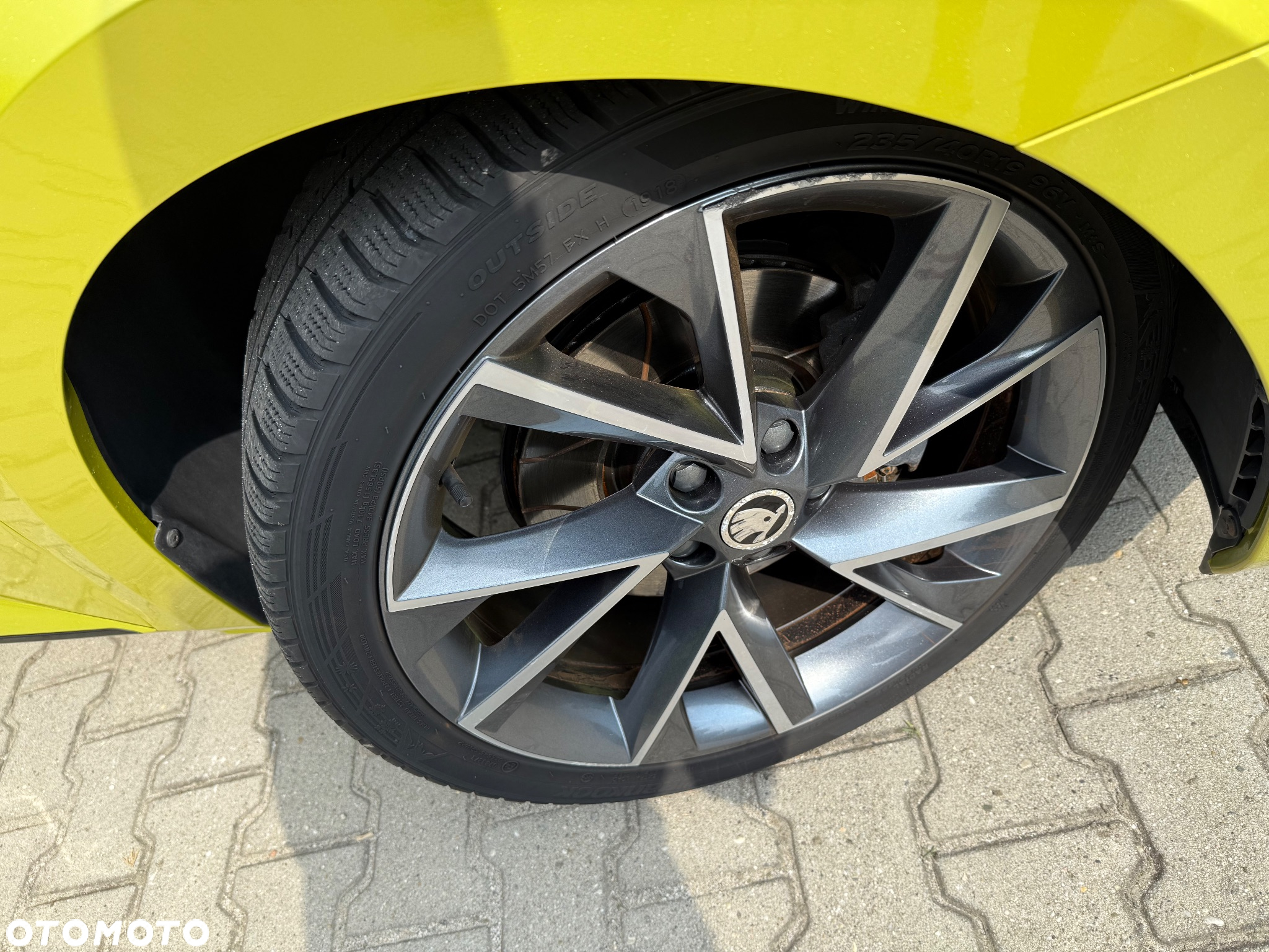 Skoda Superb 2.0 TDI Sportline - 7