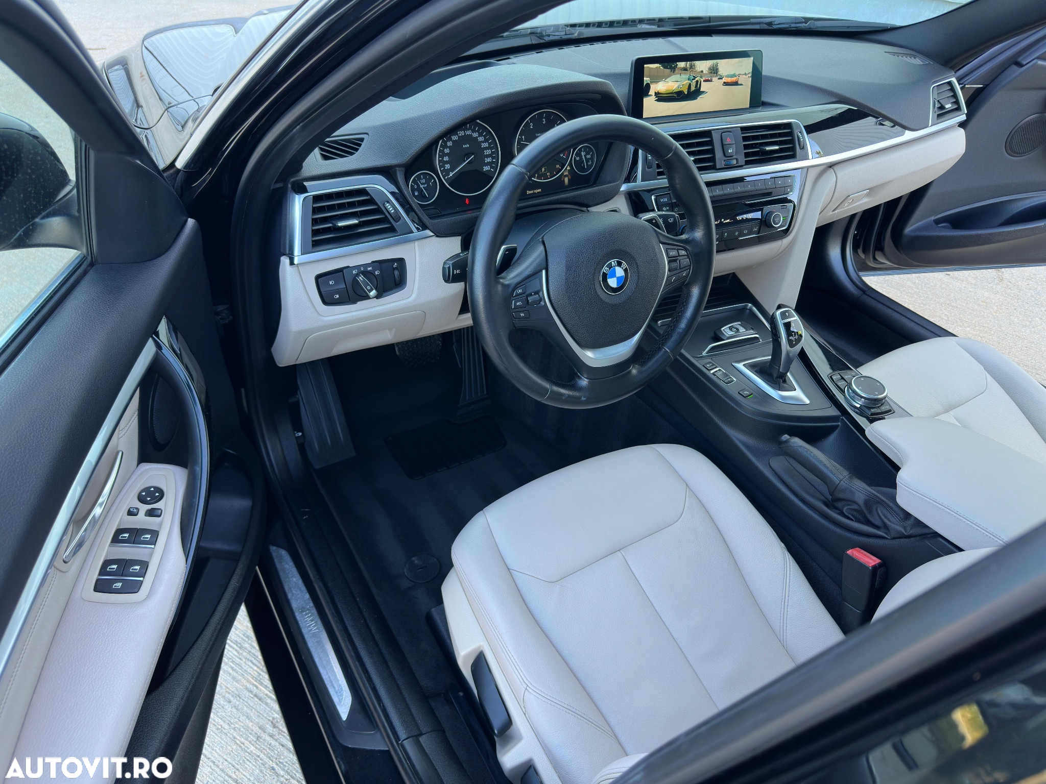 BMW Seria 3 320d Touring Aut. Edition Luxury Line Purity - 17