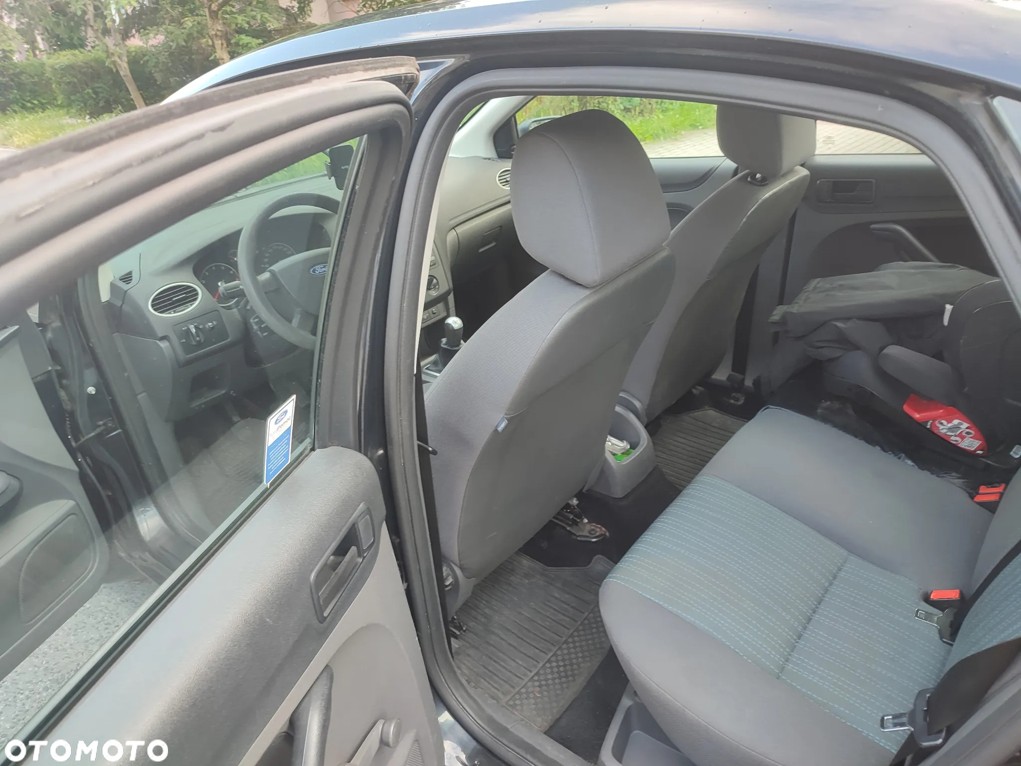 Ford Focus 1.6 Comfort - 12