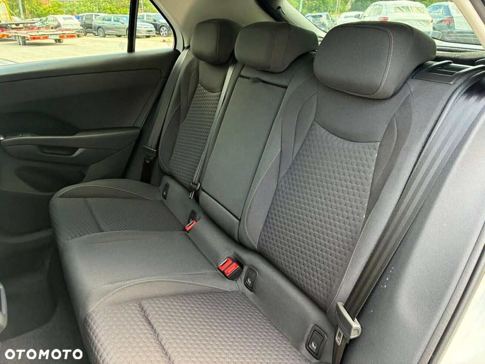 Volkswagen T-Roc - 7
