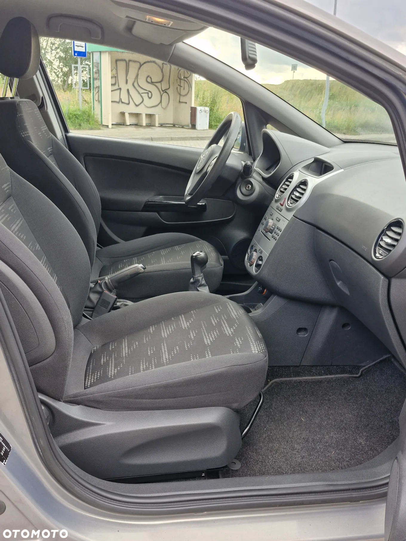 Opel Corsa 1.2 16V Cosmo - 16