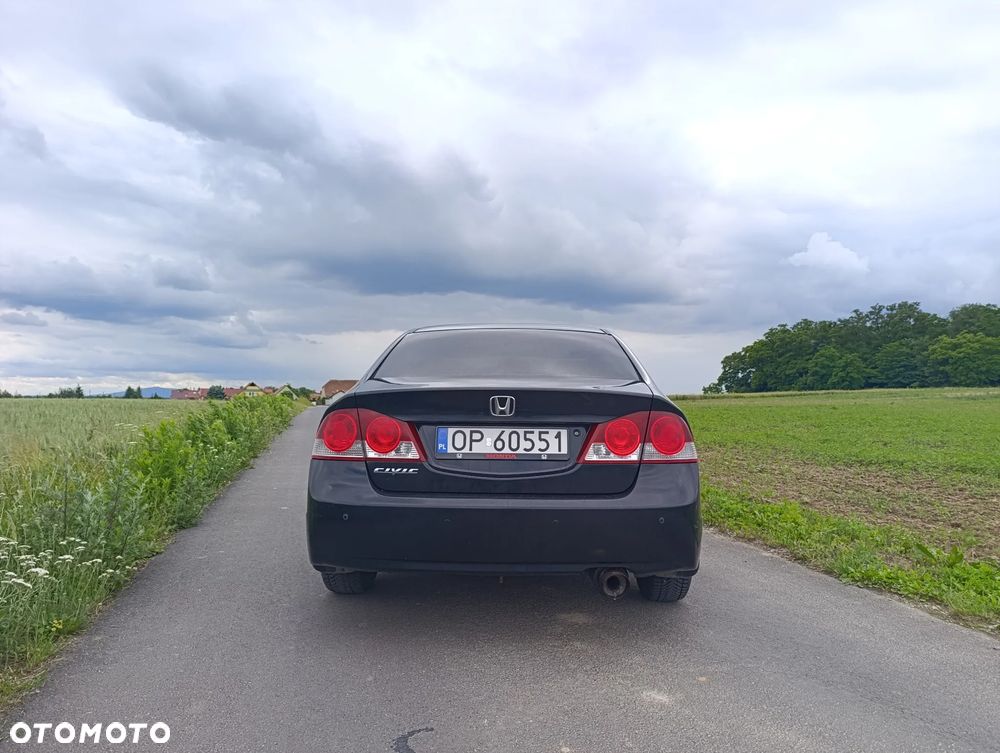 Honda Civic 1.8 Comfort - 12