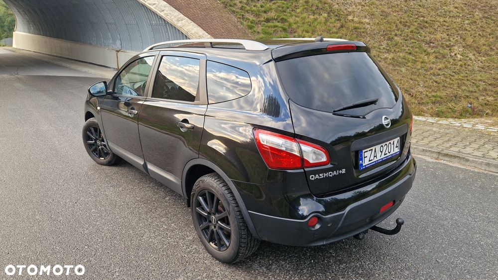 Nissan Qashqai+2 - 16