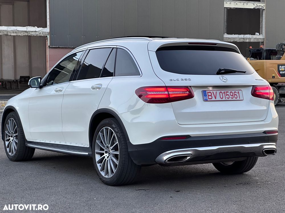 Mercedes-Benz GLC 250 4MATIC 9G-TRONIC Exclusive - 7