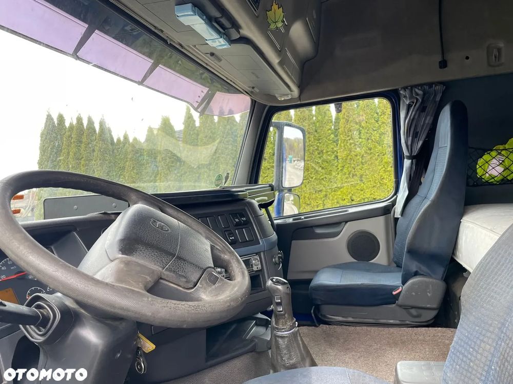Volvo FH440 - 3