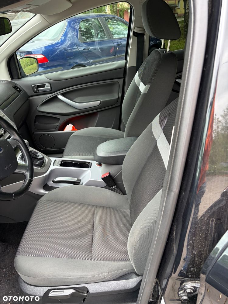 Ford Kuga 2.0 TDCi 4x4 Champions Edition - 19