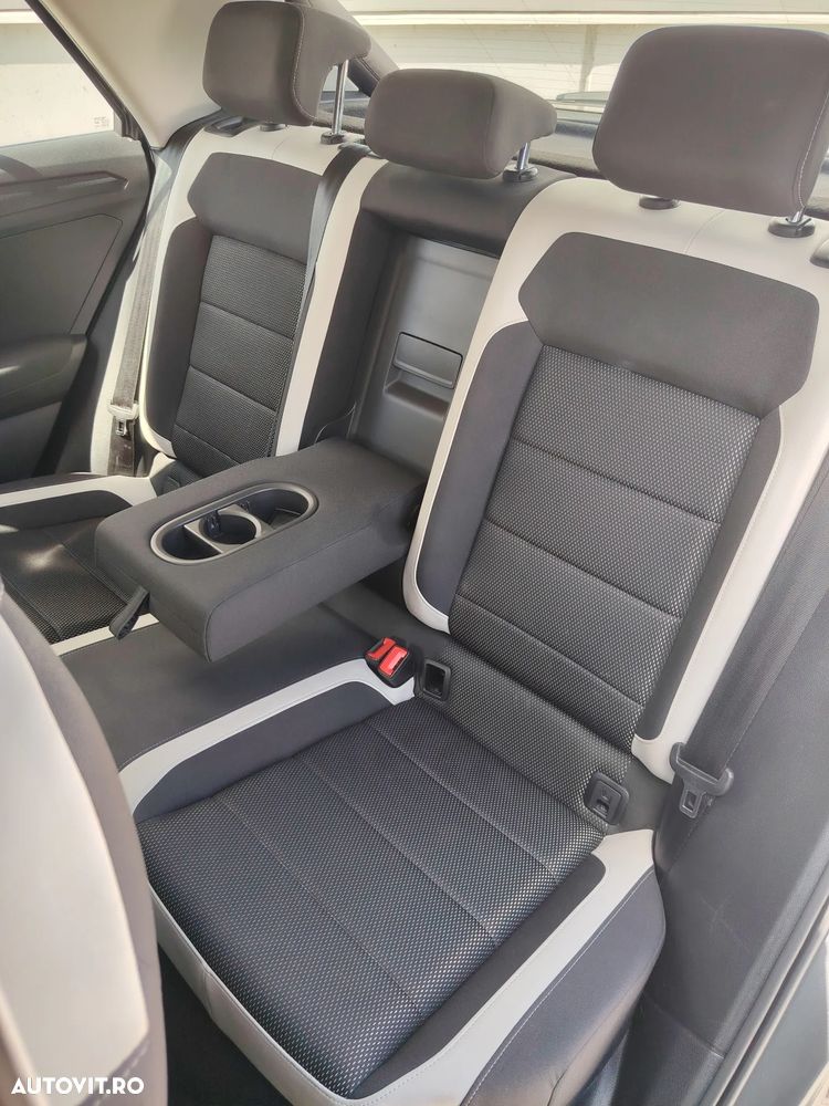 Volkswagen T-Roc 2.0 TDI SCR DSG Life - 11