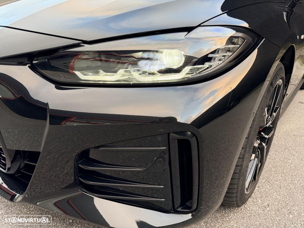 BMW i4 eDrive40 Pack Desportivo M Pro - 31