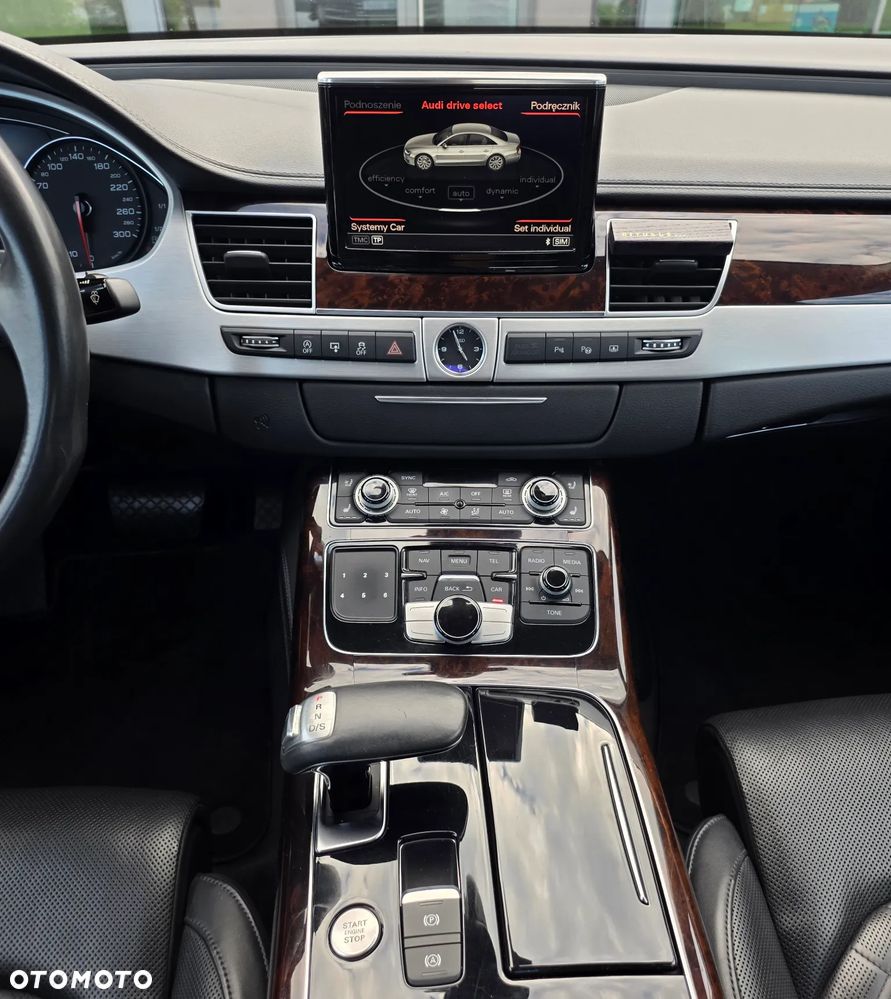 Audi A8 4.2 TDI DPF (clean diesel) quattro tiptronic - 27