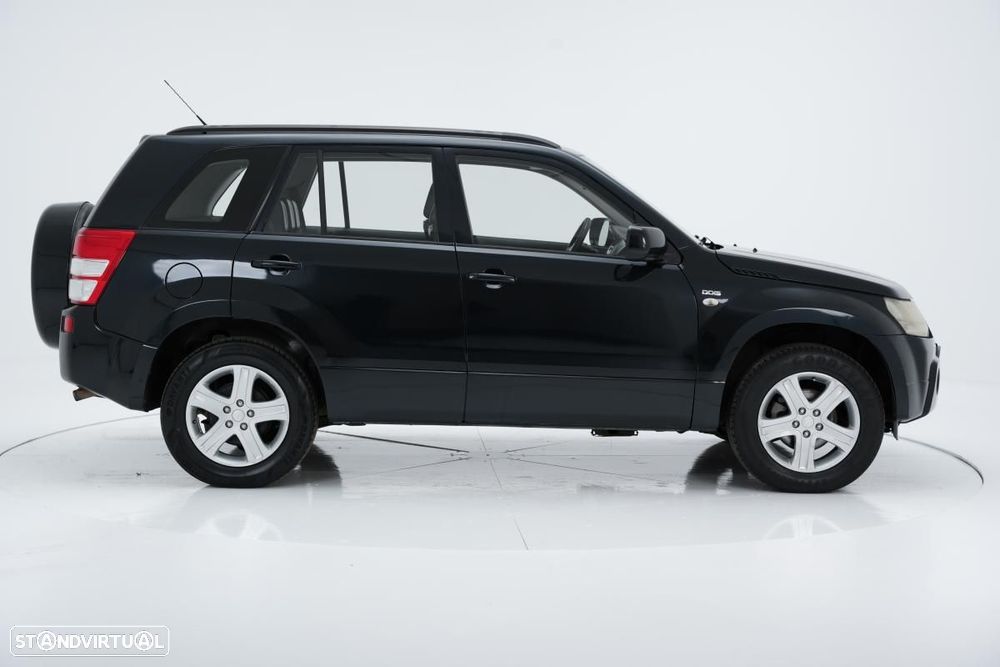 Suzuki Grand Vitara - 2