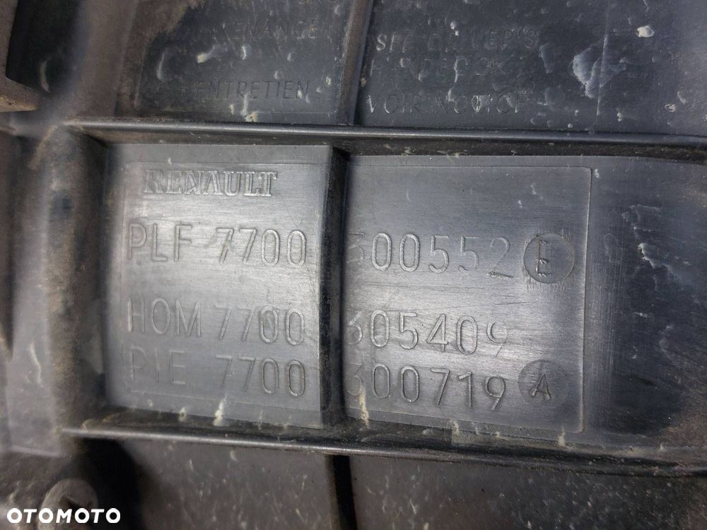 OBUDOWA FILTRA POWIETRZA + RURA DOLOT TRAFIC I 2.5 D 89-00 7700300552 - 5