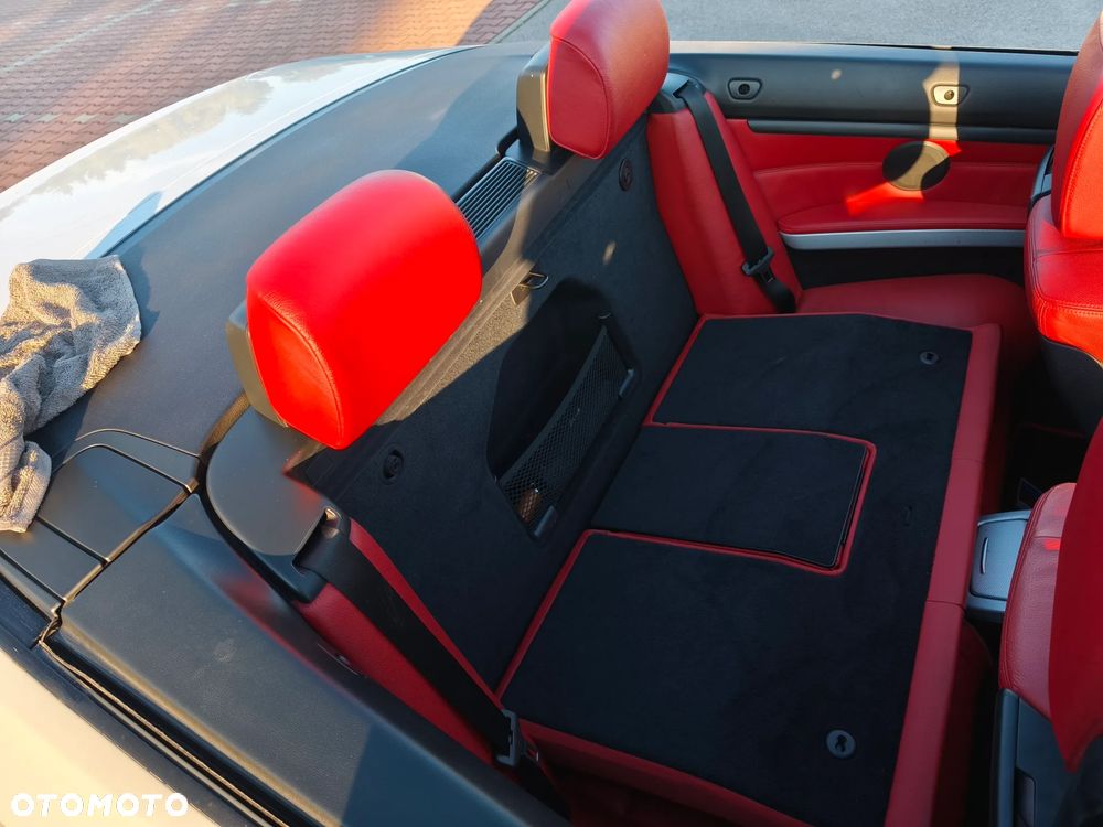 BMW Seria 3 320d DPF Cabrio - 20