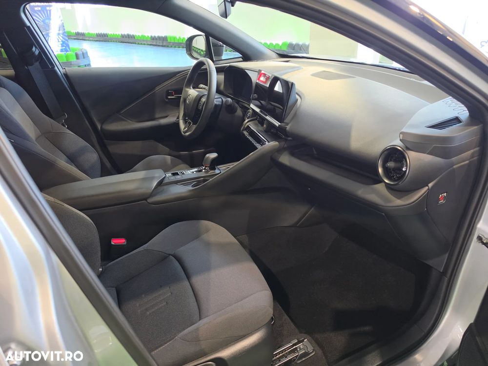 Toyota C-HR 1.8 Hybrid Team Deutschland - 20