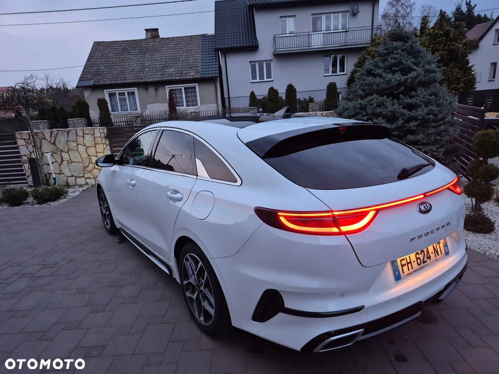 Kia ProCeed 1.6 CRDi DCT7 SCR GT LINE - 10