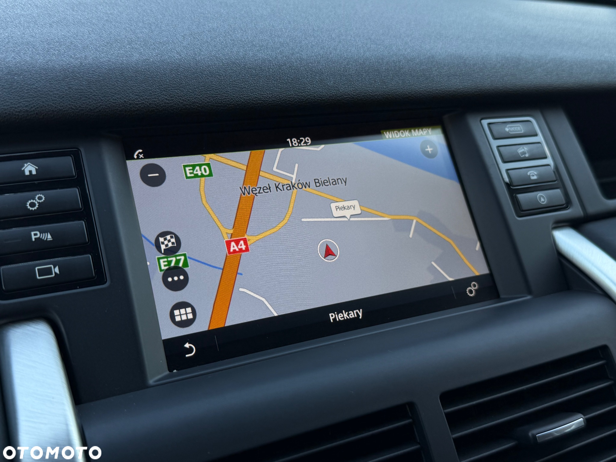 Land Rover Discovery Sport 2.0 TD4 SE - 18