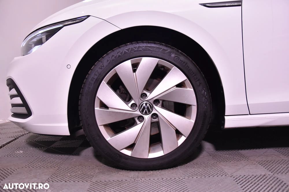 Volkswagen Golf - 13