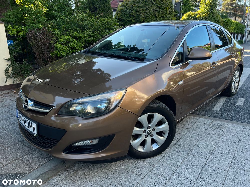 Opel Astra 1.4 T Cosmo S&S