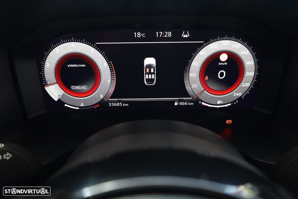 Nissan Qashqai 1.3 DIG-T N-Connecta - 33