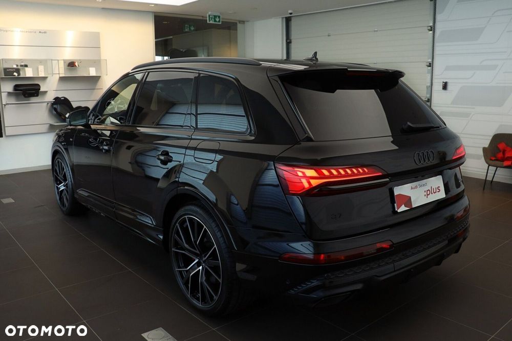 Audi Q7 60 TFSI e PHEV Quattro S Line Tiptr - 3