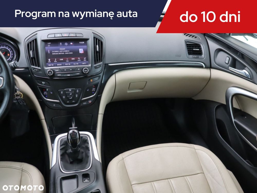 Opel Insignia - 10
