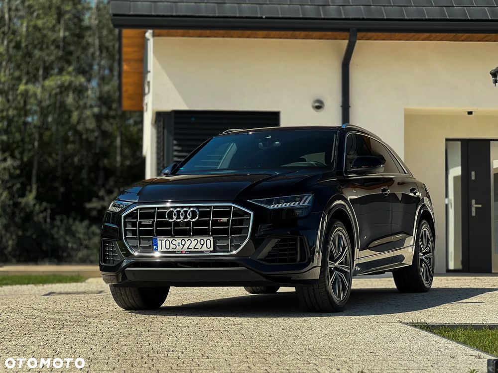 Audi Q8 - 12
