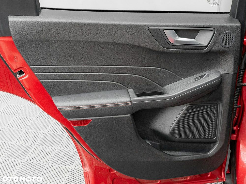 Ford Kuga 2.5 FHEV FWD ST-Line X - 23