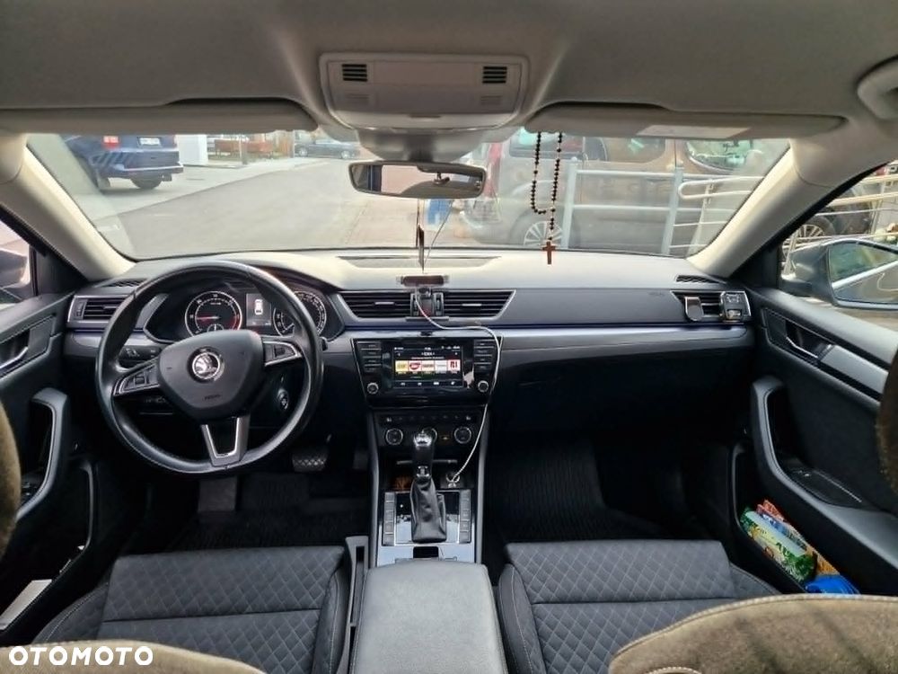 Skoda Superb 2.0 TDI 4x4 Style DSG - 7
