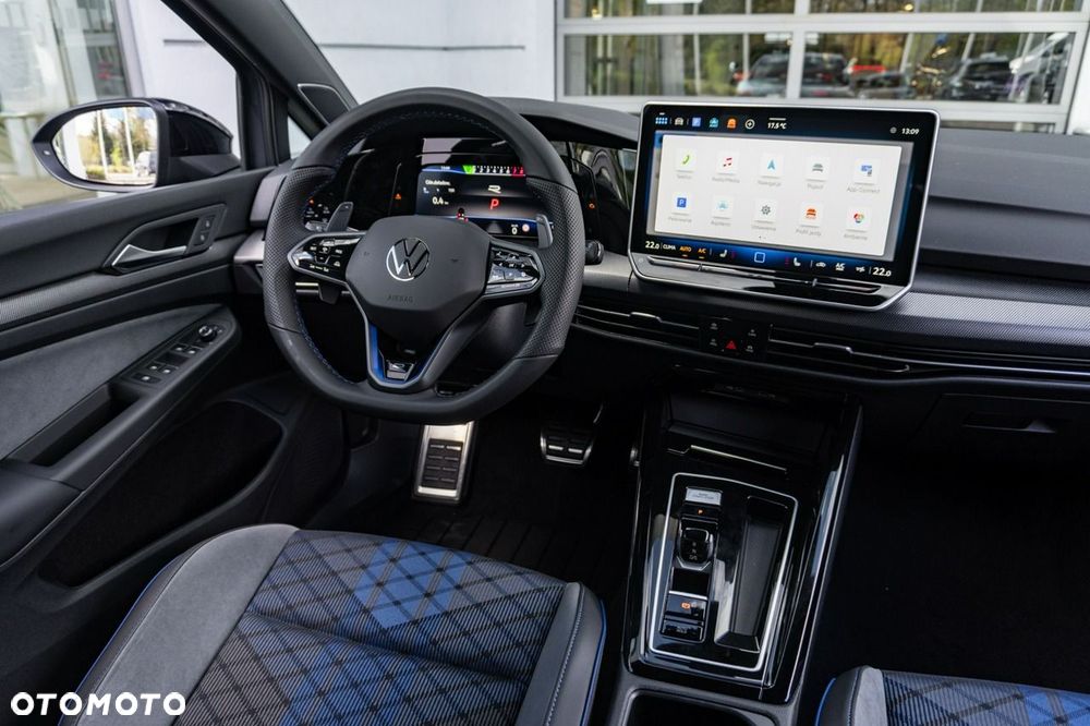 Volkswagen Golf - 17