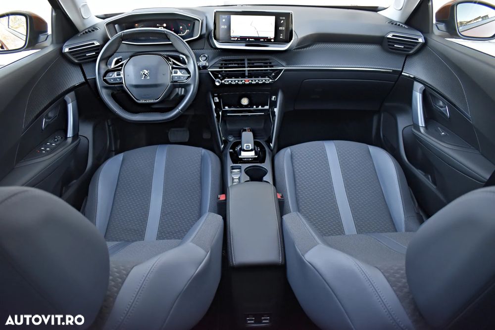 Peugeot 2008 PureTech 130 EAT8 Allure - 7