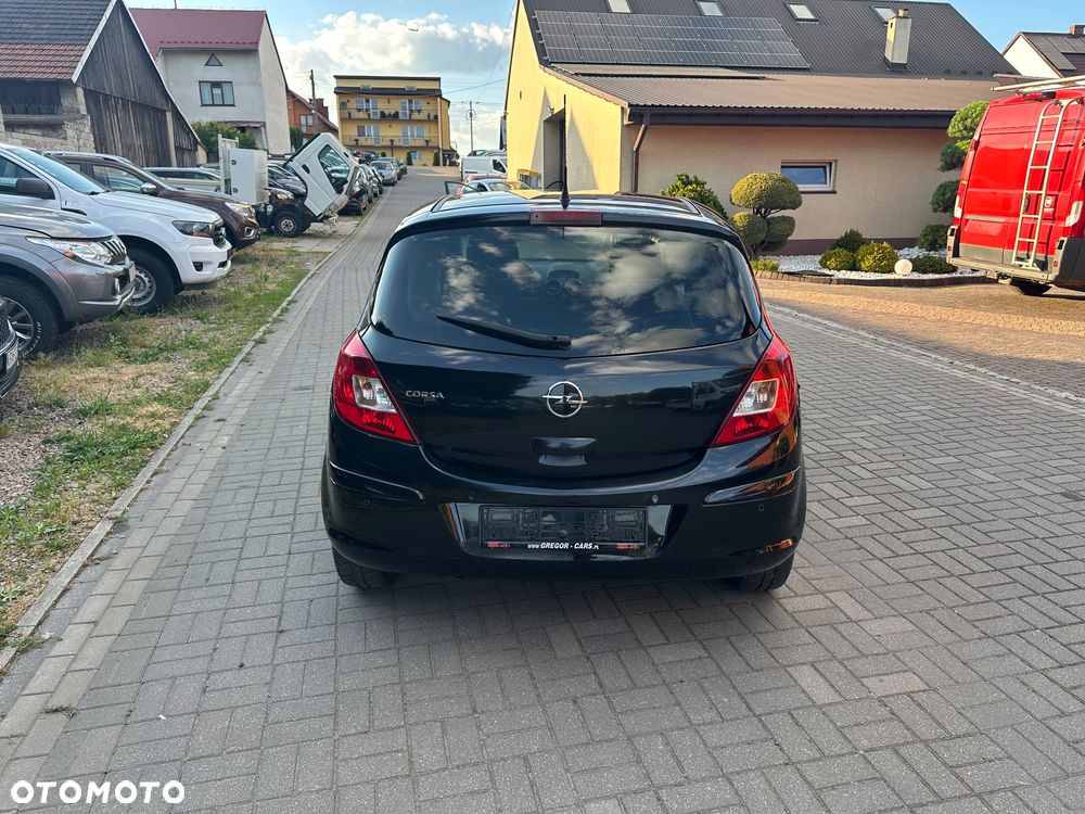 Opel Corsa 1.2 16V Essentia - 5