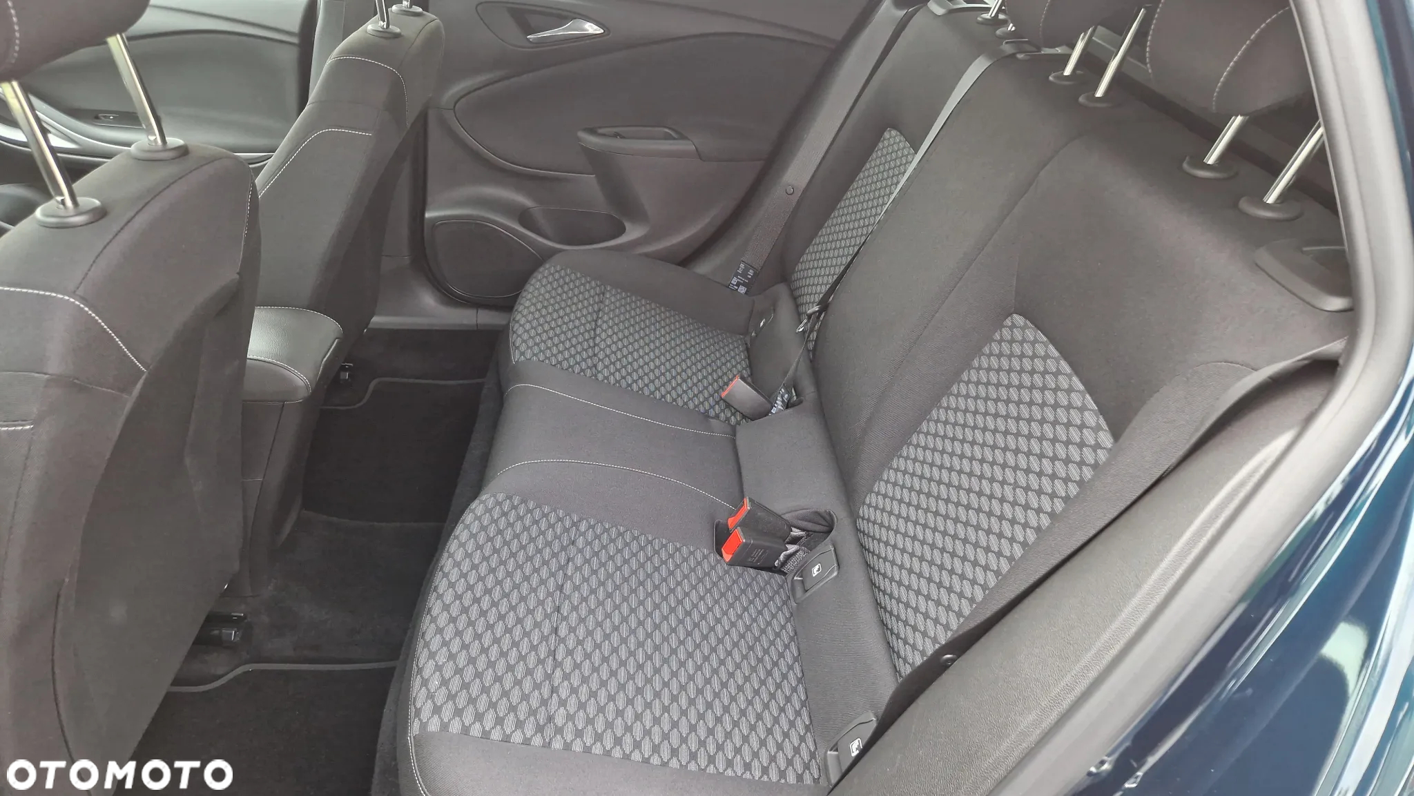 Opel Astra V 1.4 T Elite S&S - 21
