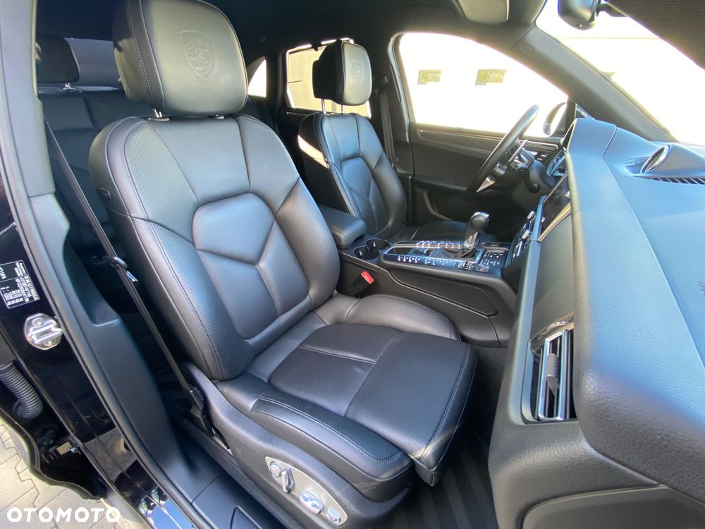 Porsche Macan - 13