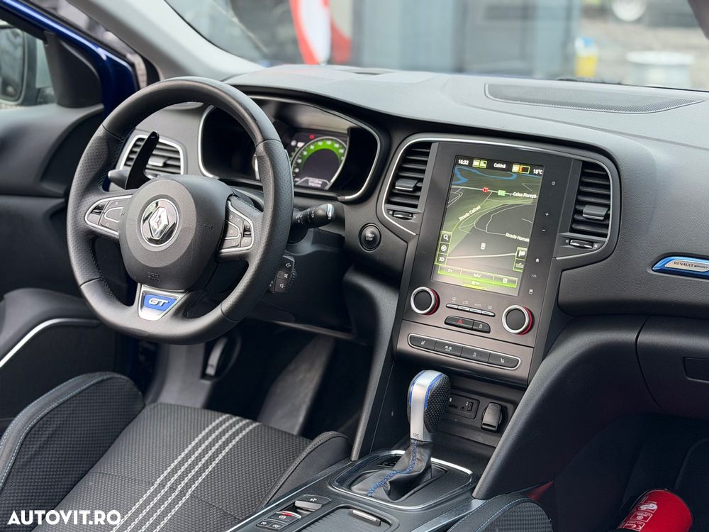 Renault Megane ENERGY TCe 205 EDC GT - 6