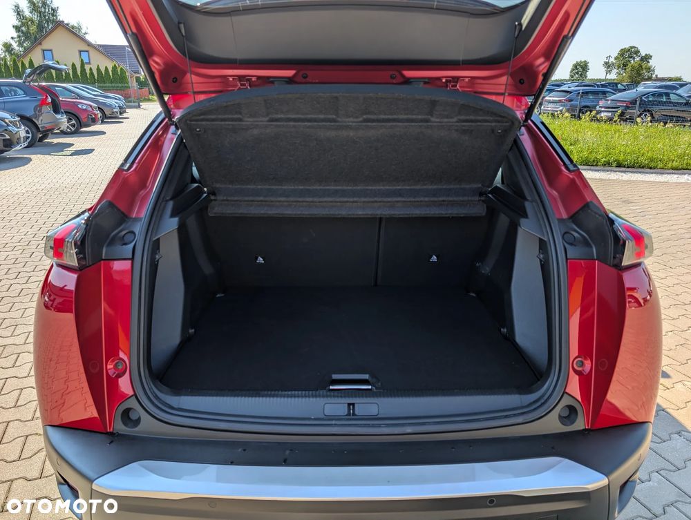 Peugeot 2008 1.2 Pure Tech Allure S&S - 41