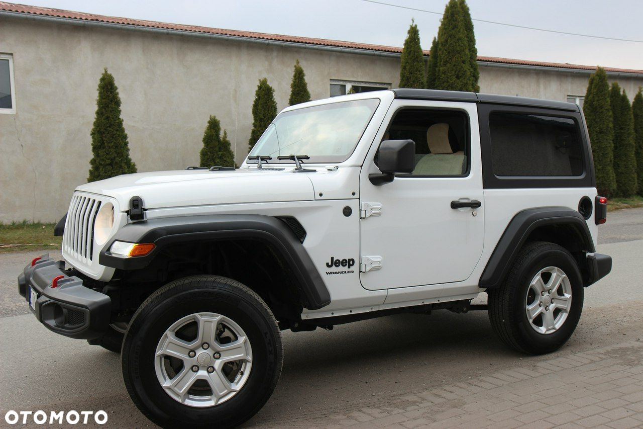 Jeep Wrangler - 6
