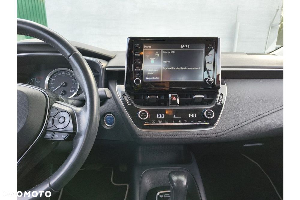 Toyota Corolla 1.8 Hybrid Active - 8
