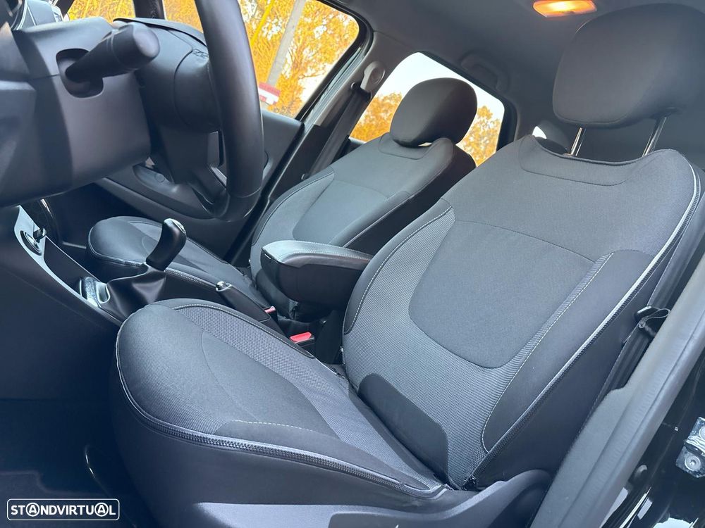 Renault Captur 1.5 dCi Exclusive - 13