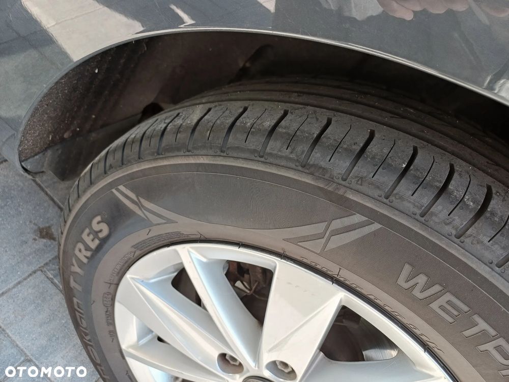 Volkswagen Golf - 35