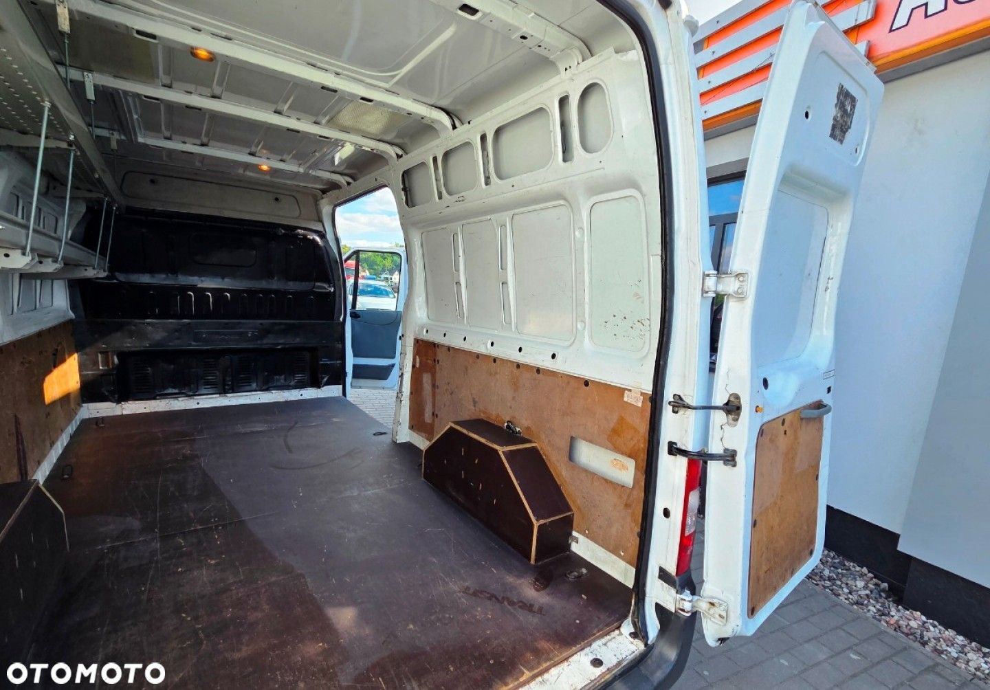 Ford Transit - 27
