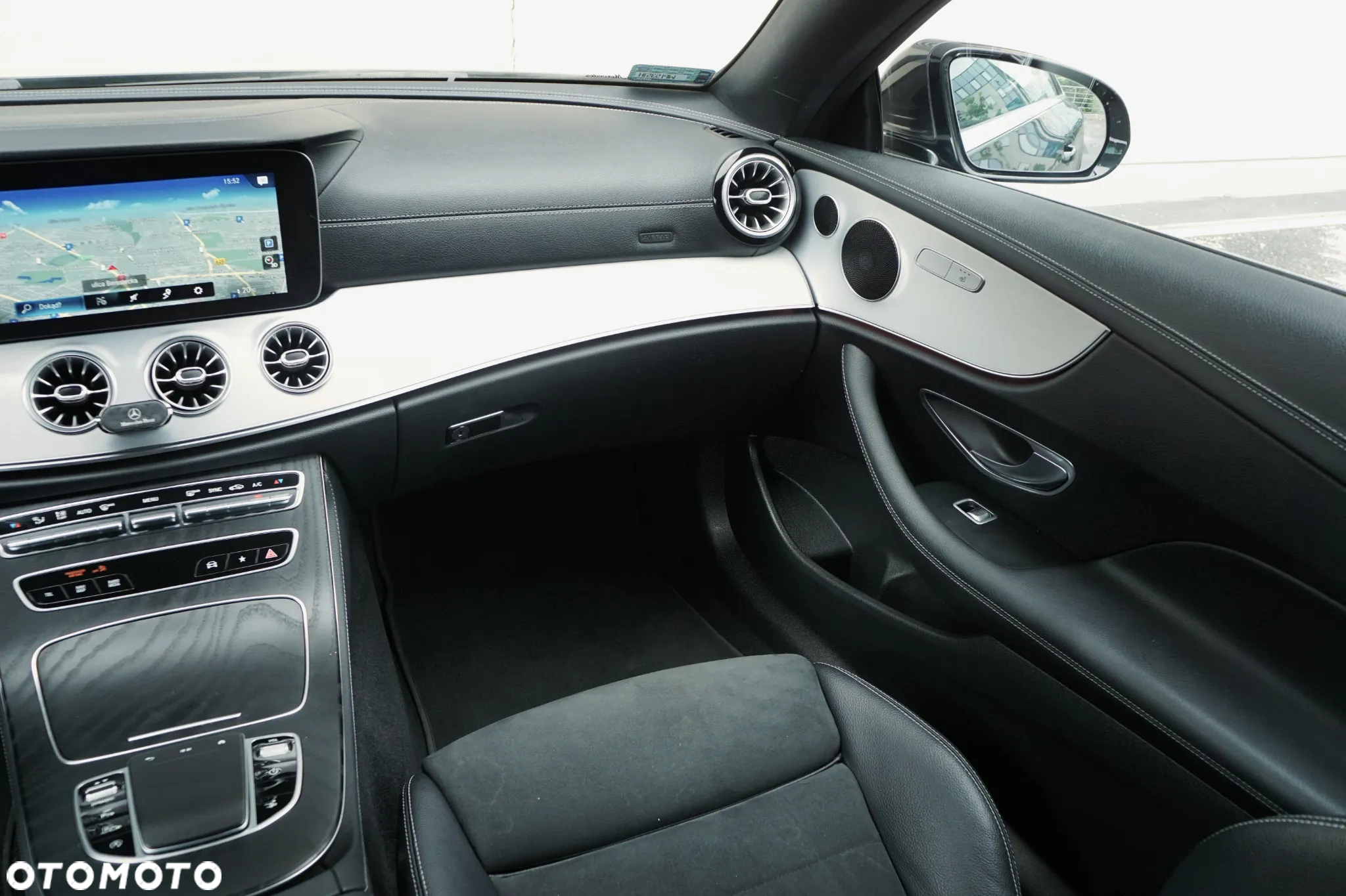 Mercedes-Benz Klasa E 200 Coupe 4-Matic 9G-TRONIC - 18