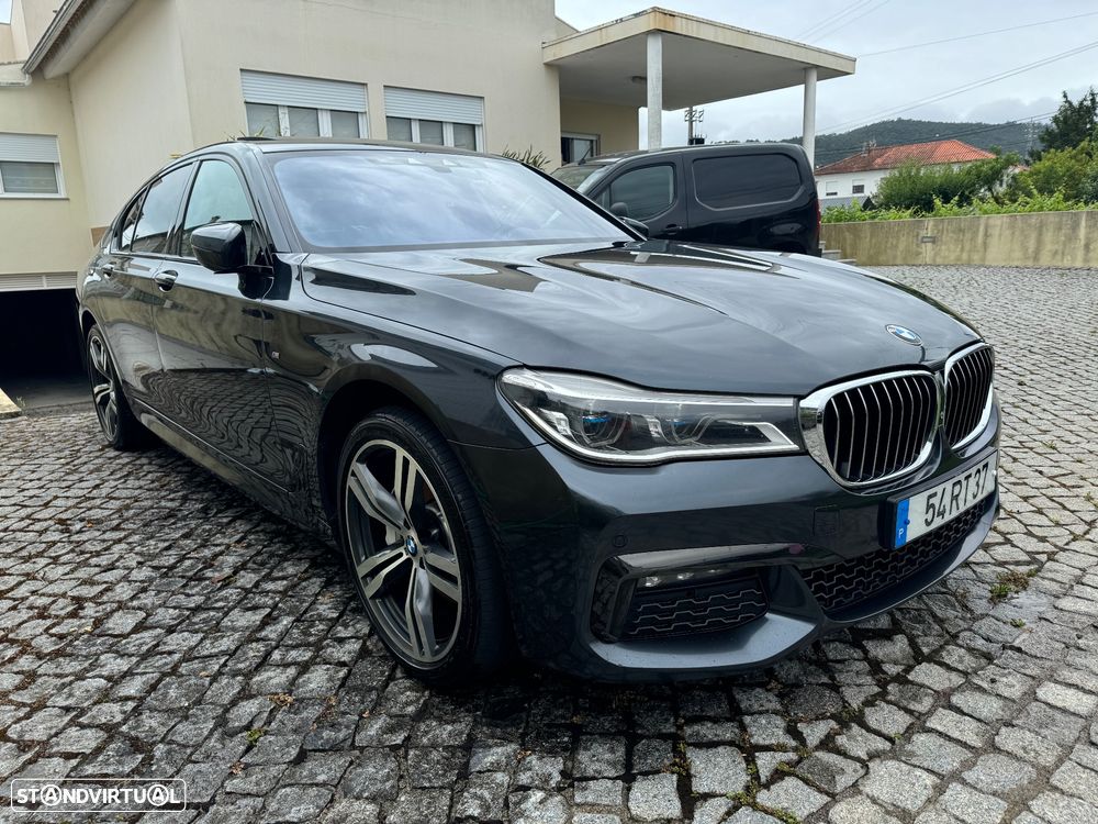 BMW 740 d xDrive Pack M - 10